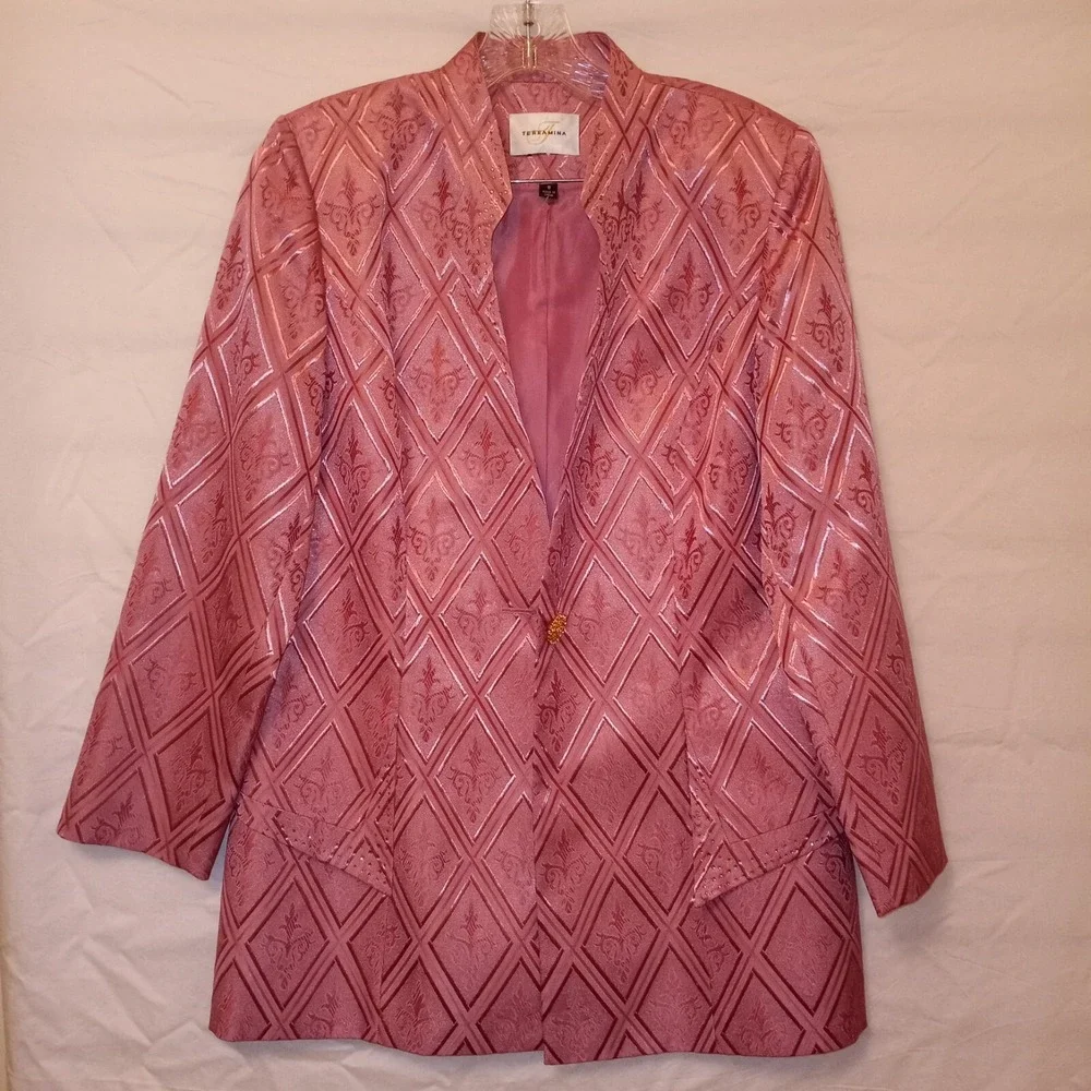 Terramina Size 8 Skirt Suit Pink Geometric Vintage Embroidered Jeweled